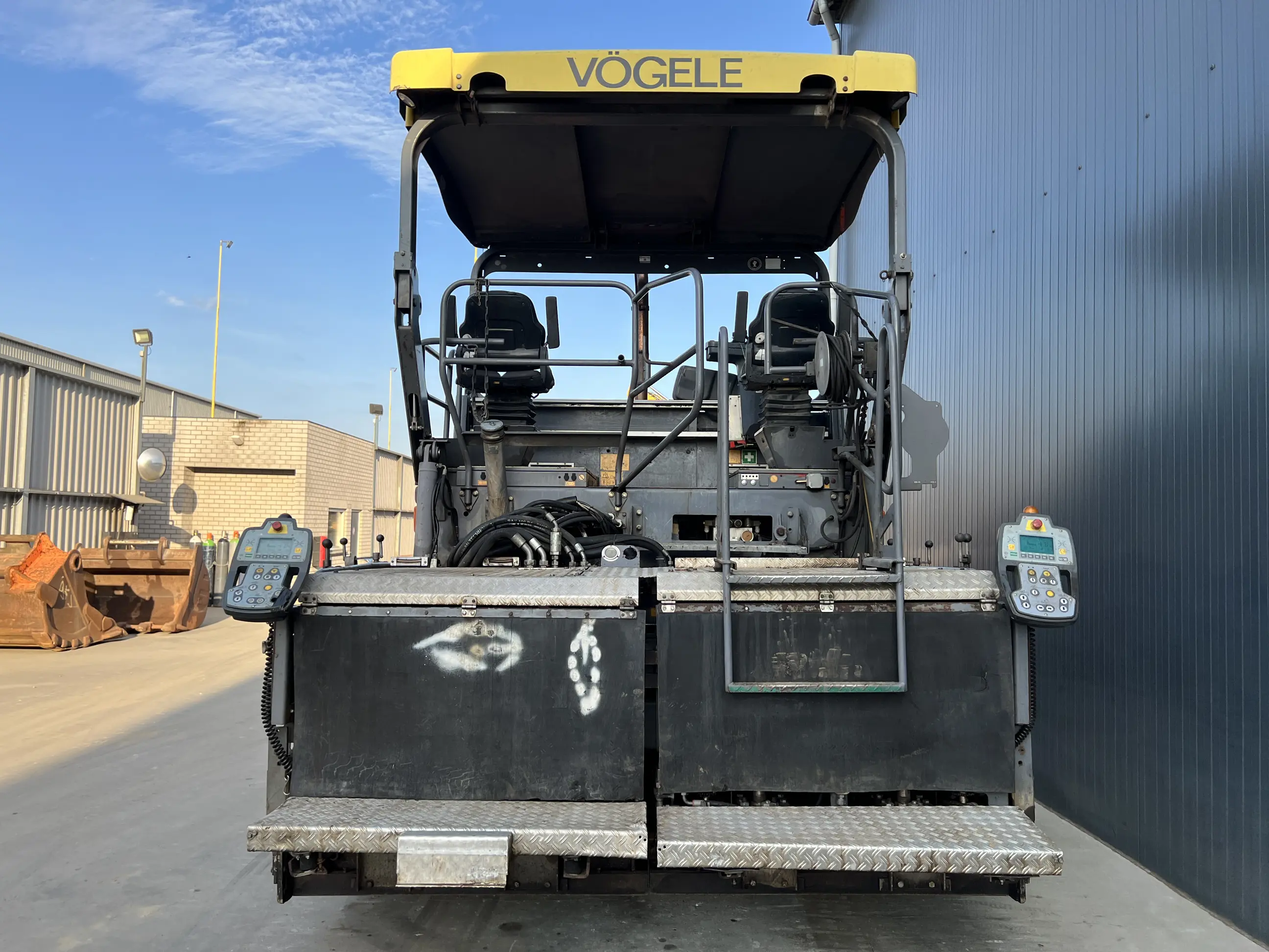 VOGELE SUPER 1800-2 Smitma